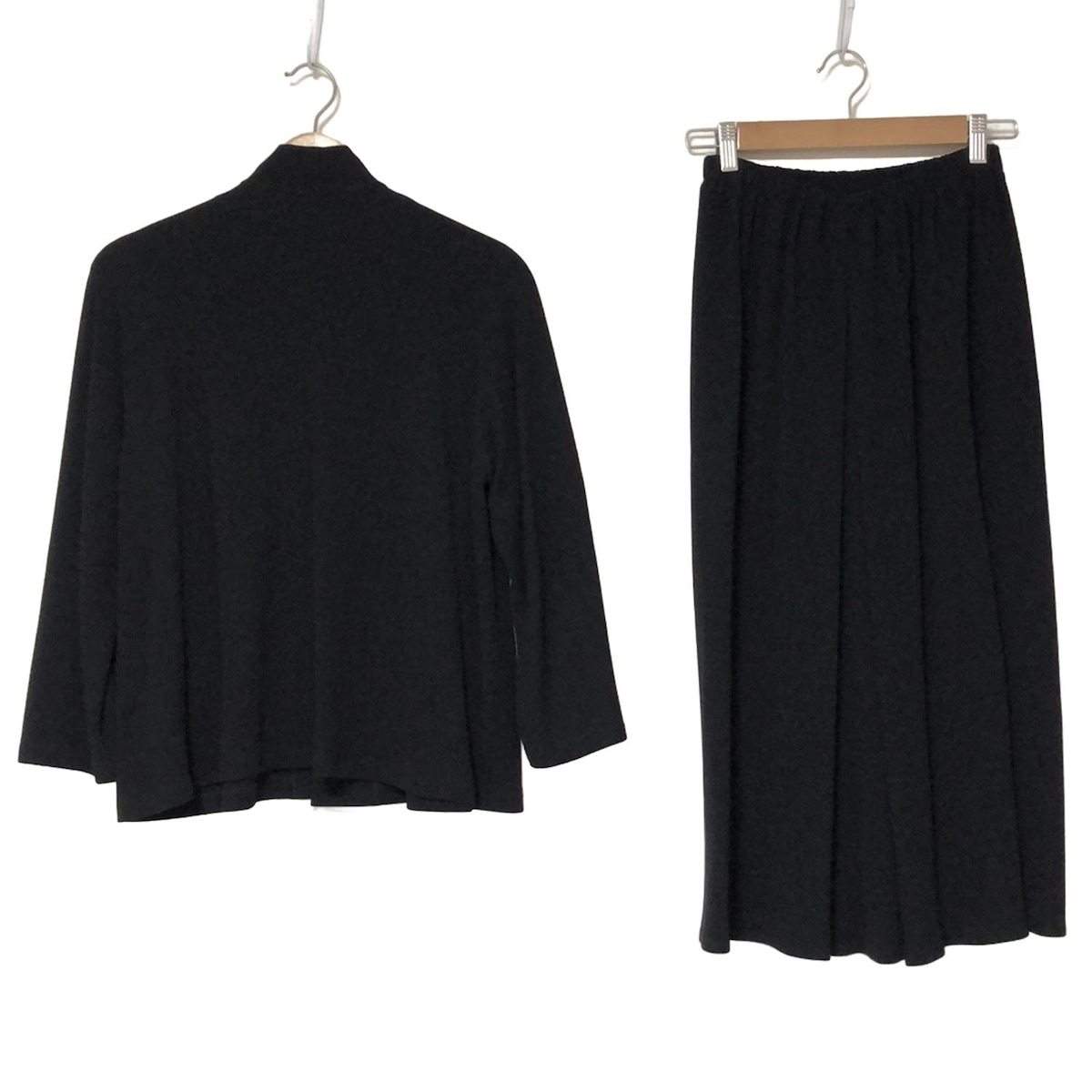 ヨーガンレール/スカートセットアップ/黒/サイズ：トップス：M