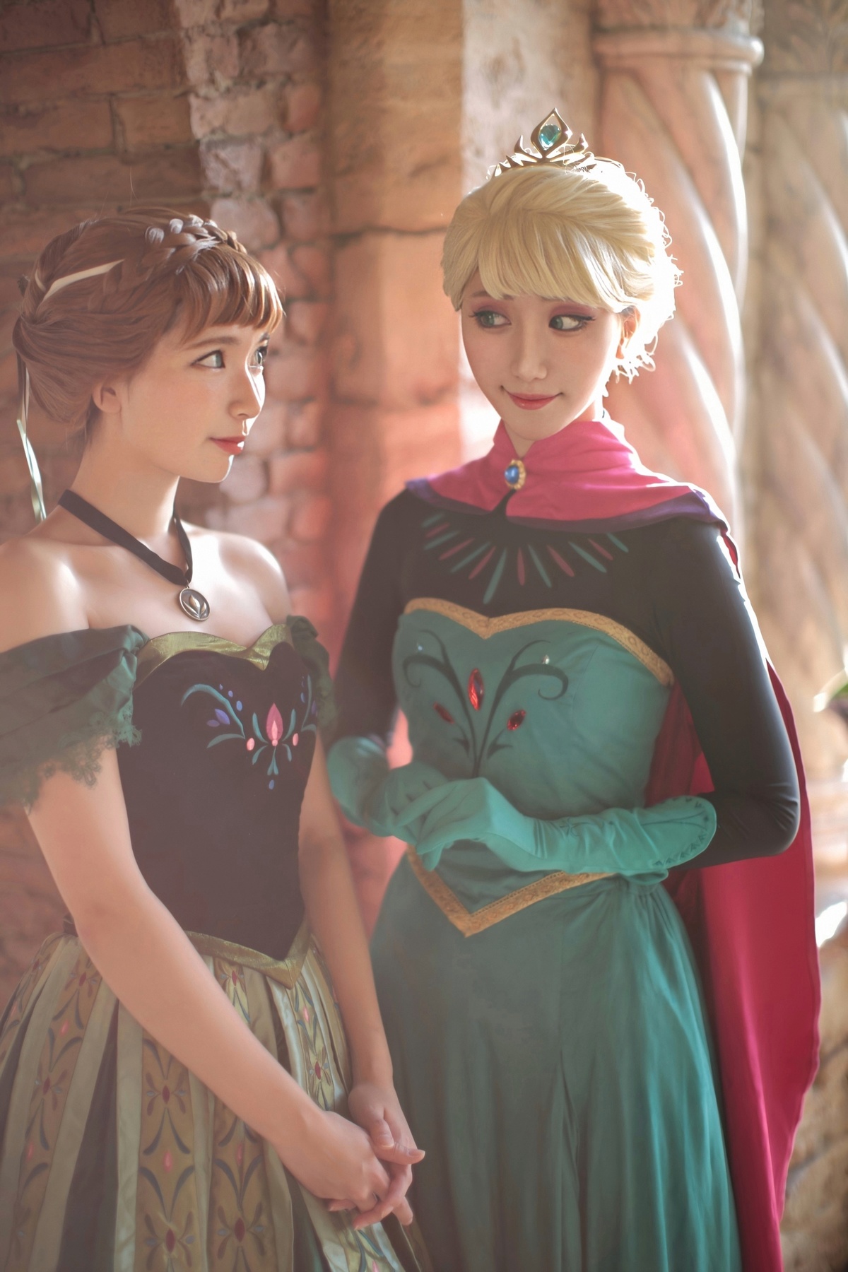 アナと雪の女王 エルサ(戴冠式) - コスプレイヤーズアーカイブ