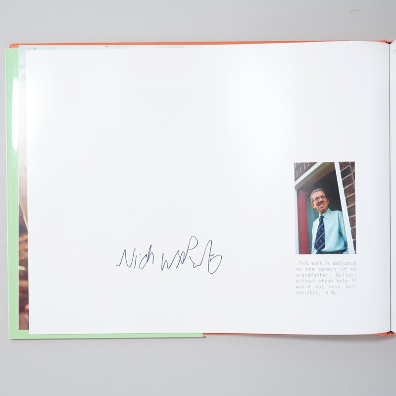 新刊サイン入/New,Signed] 新版 Living Room / Nick Wapli