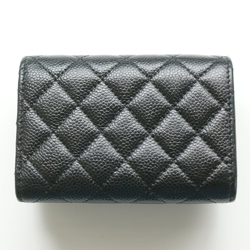 CHANEL シャネル キャビアスキン ココマーク ボーイシャネル 3つ折り