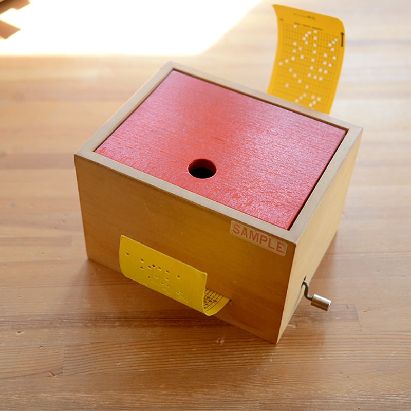 取り寄せ品※ミュージックボックス(大)赤/白木 | TOYS&GIFT MOMO