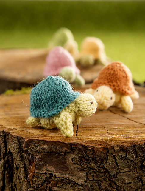 Ravelry: Turtle Family pattern by Sachiyo Ishii