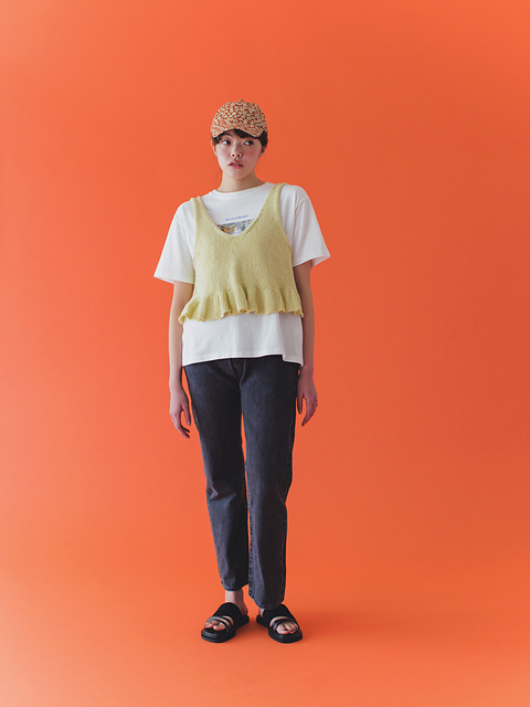 Ravelry: フリルVネックタンクトップ pattern by Masako Imai (今井昌子)