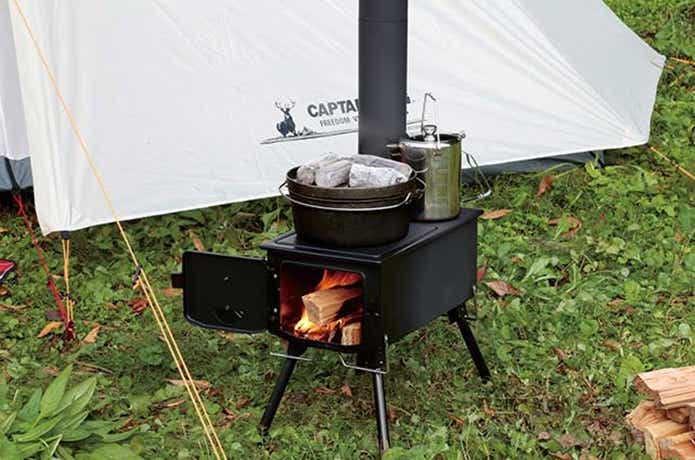 キャプテンスタッグのNEW薪ストーブ「KAMADO」があれば、キャンプ料理
