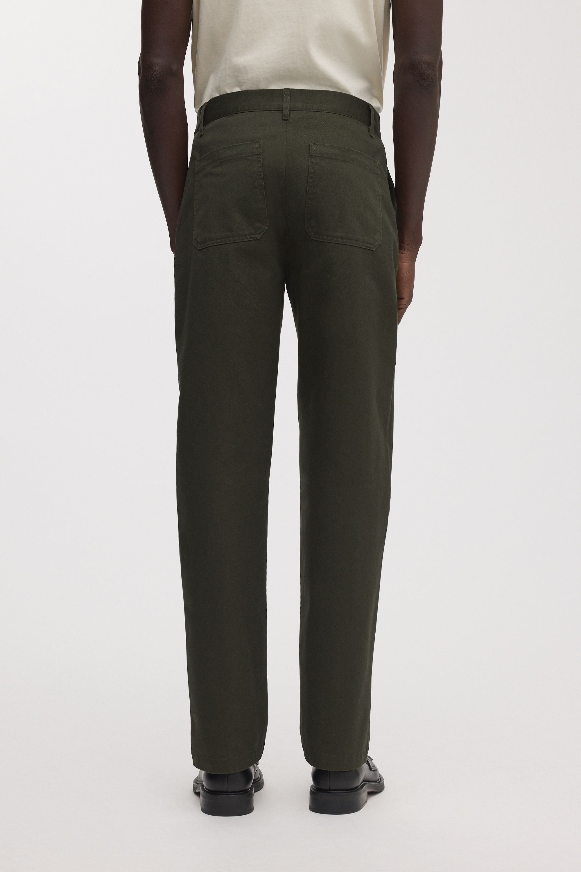 Khaki Green Loose Twill Chino | Straight Cut | Organic Cotton | Asket