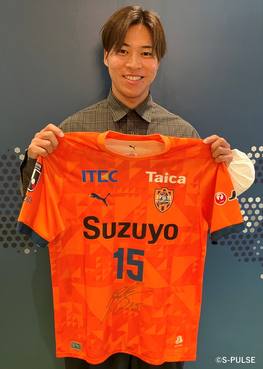 HATTRICK（ハットトリック）-挑戦者の想いをファンへ届ける公式