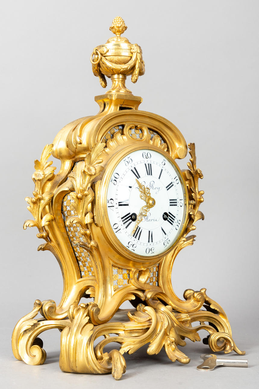 Neo-Rococo Ormolu clock “Julien LeRoy in Paris”, around 1850/70