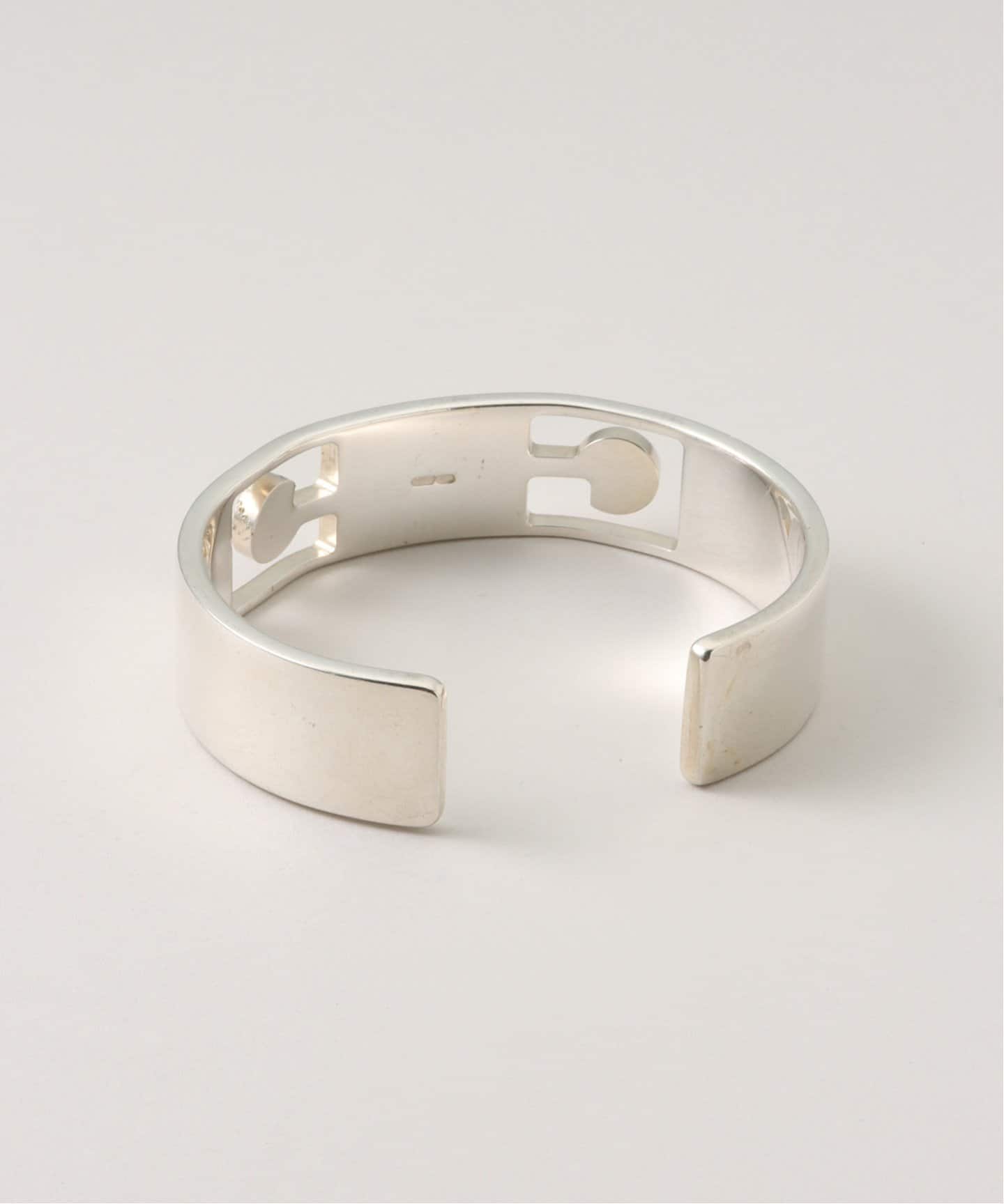 GUCCI / グッチ】G Bangle SLV925（ブレスレット・バングル）｜HIROB