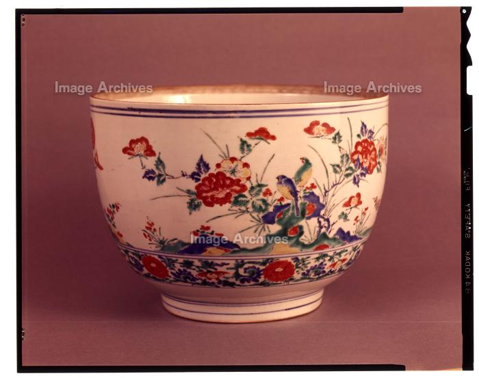 作品詳細 | 色絵花鳥文深鉢 | イメージアーカイブ - DNPアート