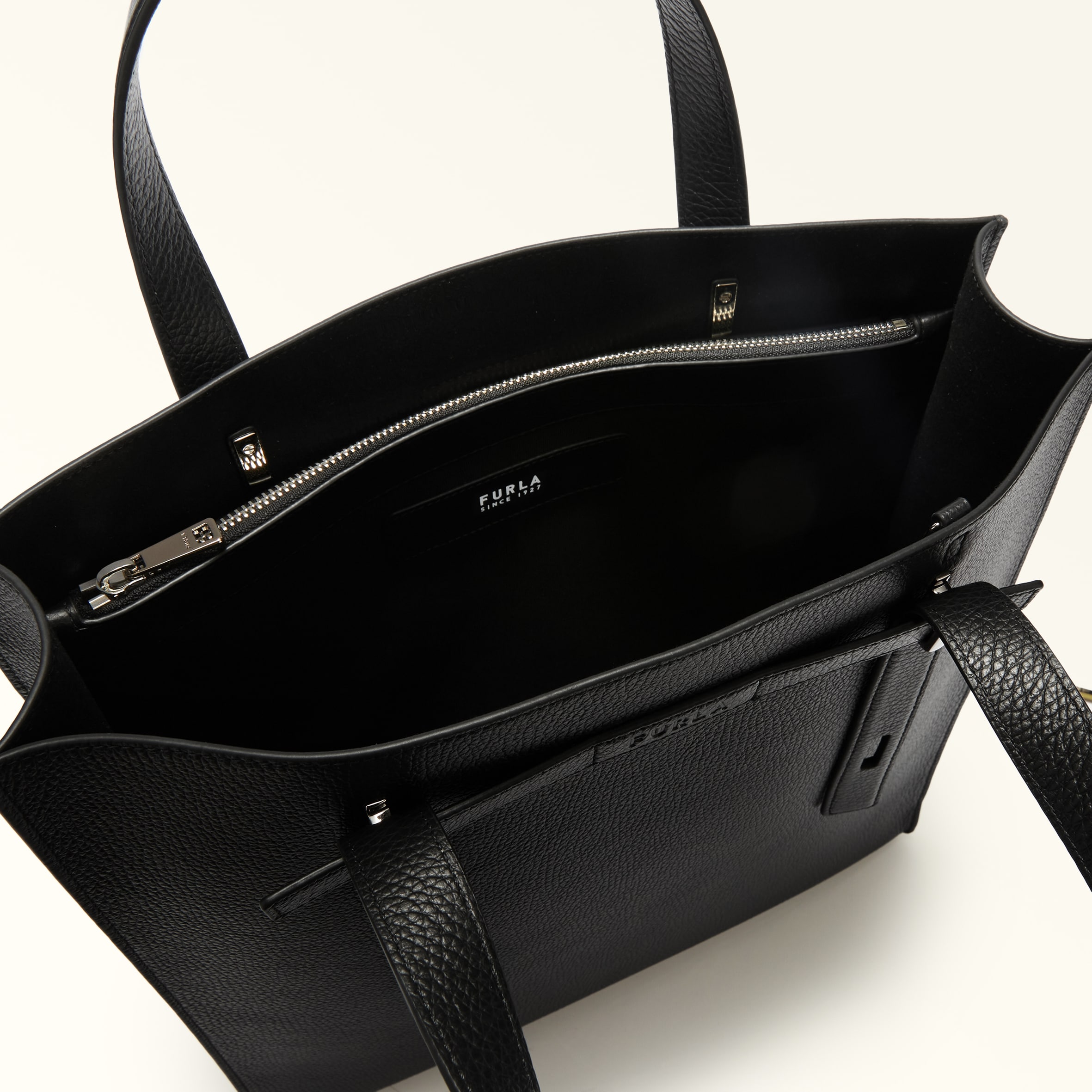 トートバッグ L NERO Furla Man Giove | Furla JP