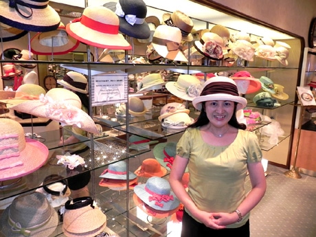 神戸の老舗帽子店「マキシン」がミラノ万博・制帽製作 県内「いいね