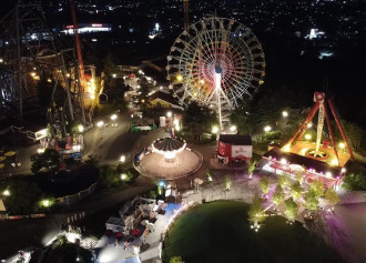 河口湖音楽と森の美術館にサルバドール・ダリ「レースをまとった犀