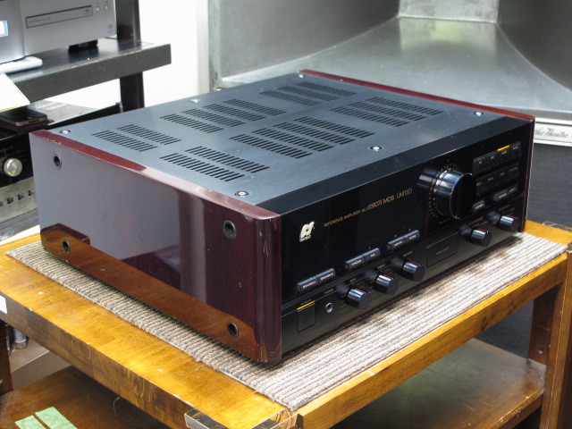 AU-α907i MOS LIMITED SUNSUI - 中古オーディオ 高価買取・販売