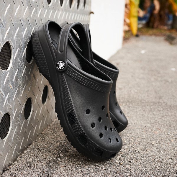 Crocs Classic Clog - Black | JourneysCanada