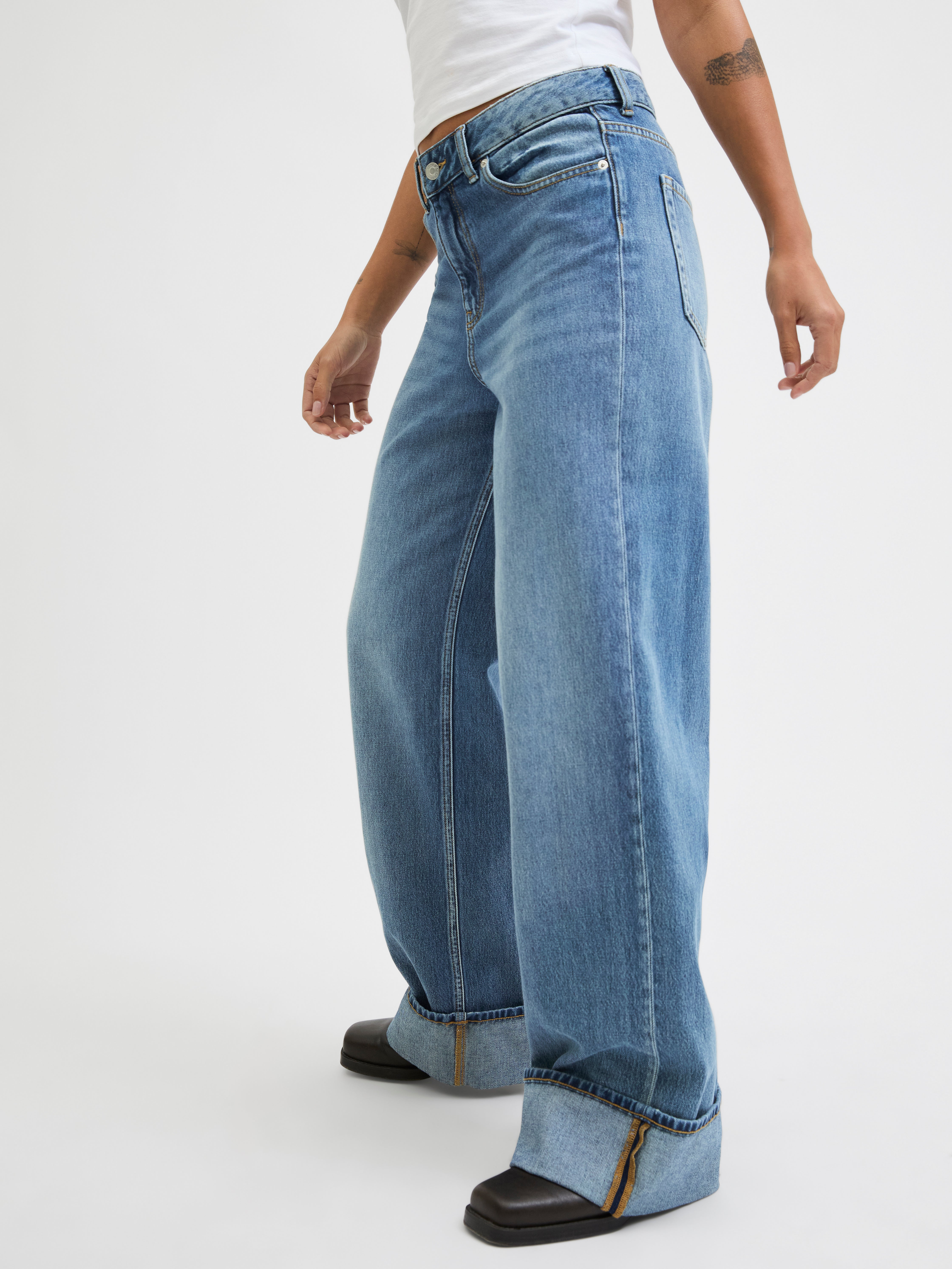 TOKYO High-Rise Wide Leg Fit Jeans | Medium Blue | Jack & Jones®