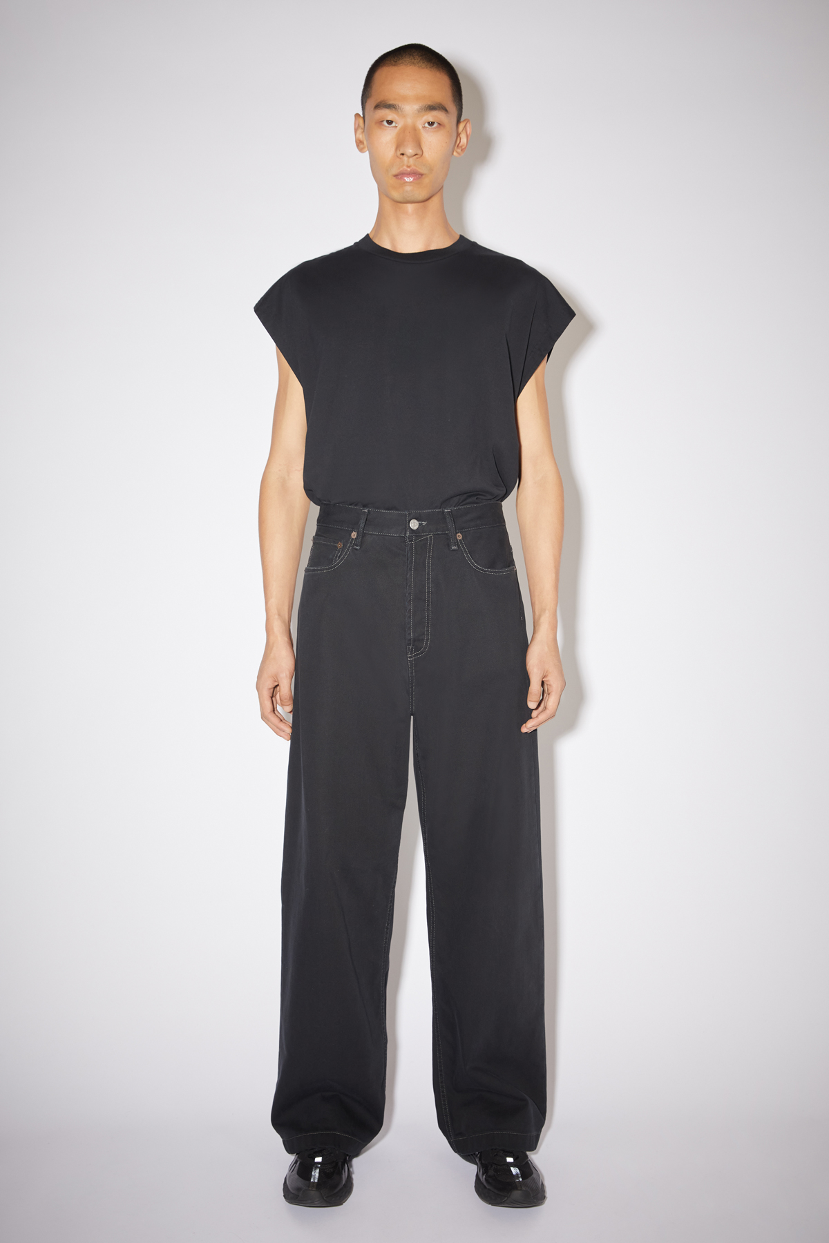 Acne Studios: New in: Acne Studios 1989 loose fit jeans | Milled