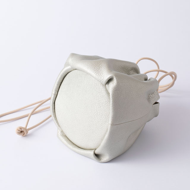 WEB限定】Inswirl KINCHAKU BAG MEDIUM｜かばん｜中川政七商店 公式サイト