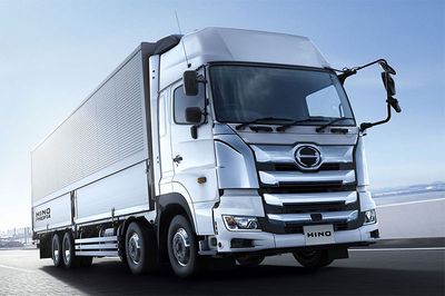 日野自動車が改良、大型トラック「プロフィア」で初めて商品化した機能