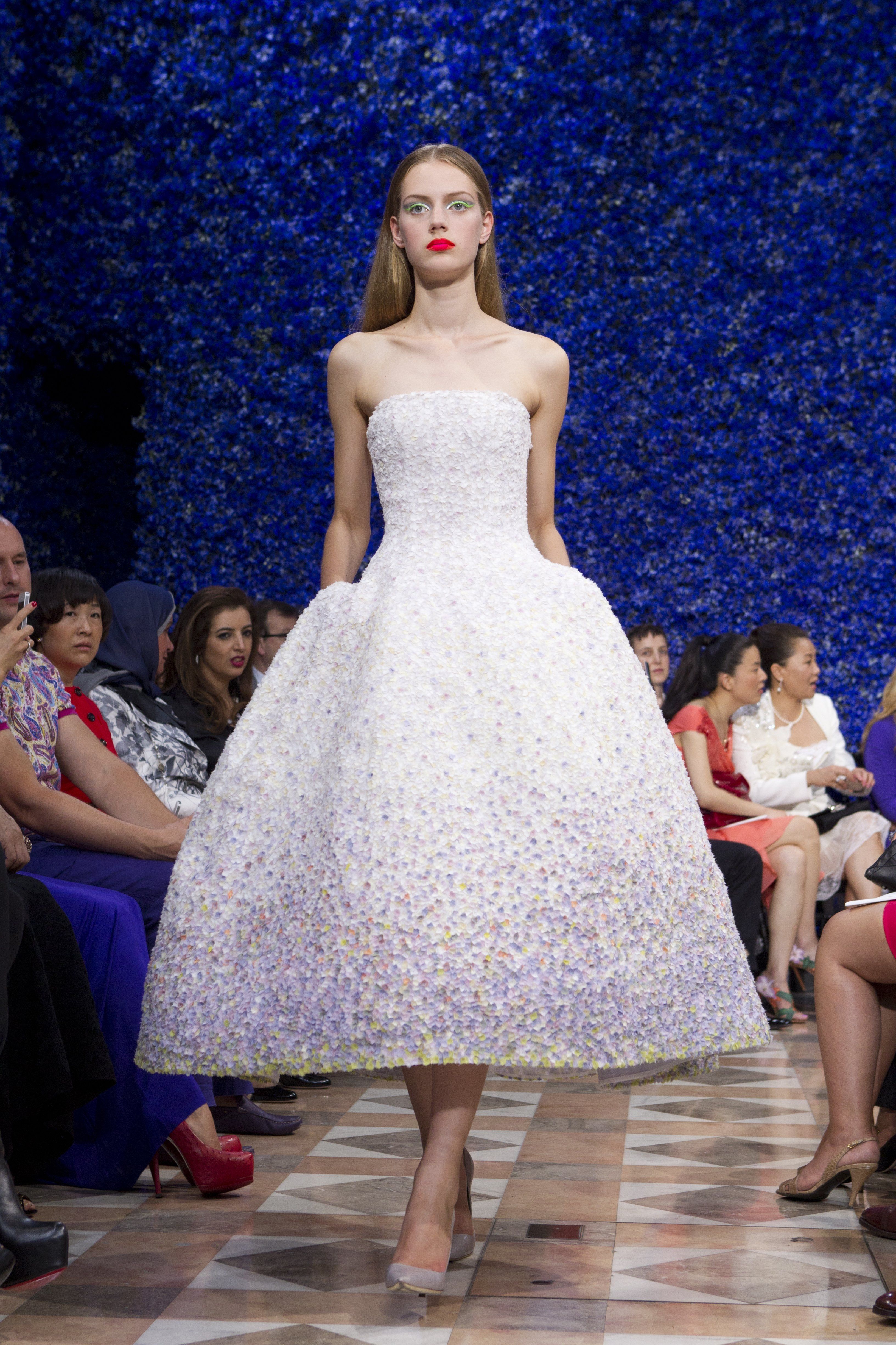 Dior looks back to move forward | The Seattle Times