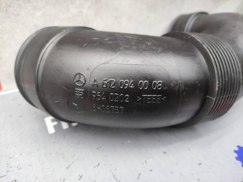 Патрубок воздушного фильтра A6120940008 для Mercedes C-Class W203