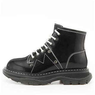 Женские зимние ботинки Alexander McQueen Tread Slick Boots lace-up