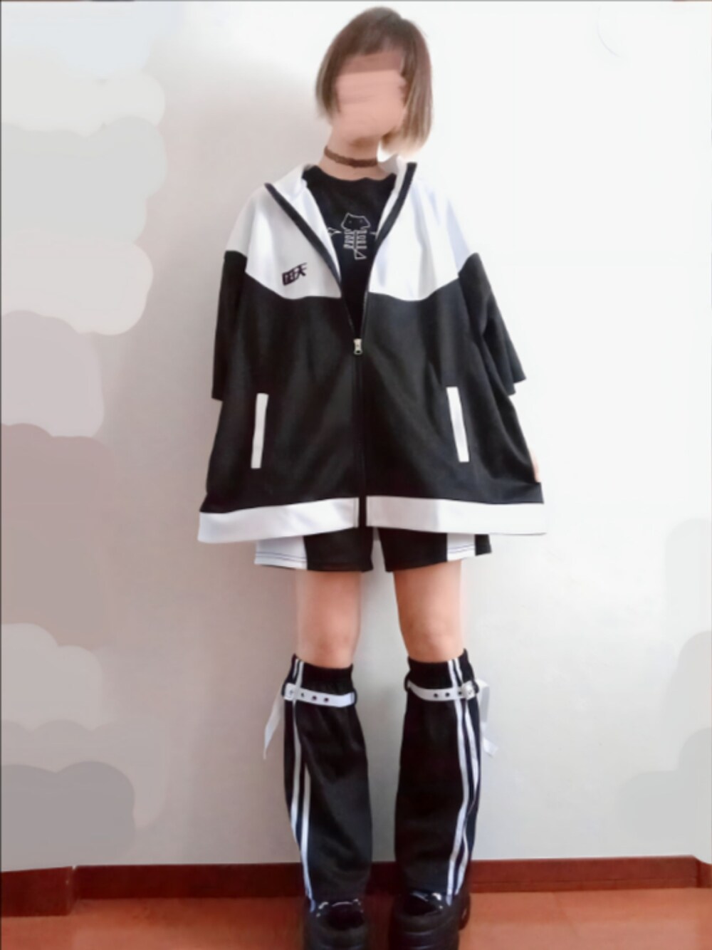 ジャージを使った「あのちゃん」の人気ファッションコーディネート - WEAR