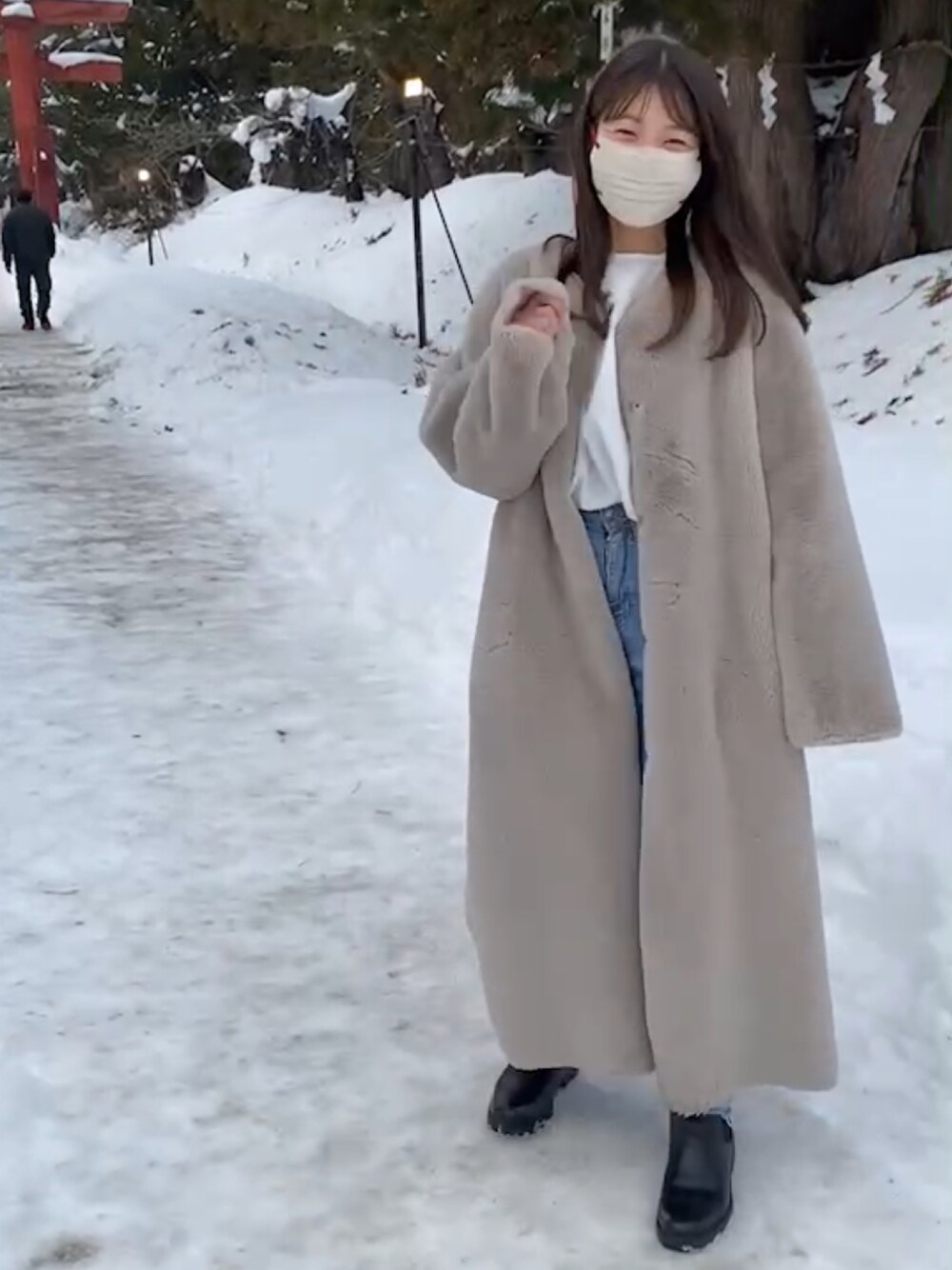 Ameri（アメリ）の「2WAY SOFT BOA LONG COAT（ムートンコート）」 - WEAR