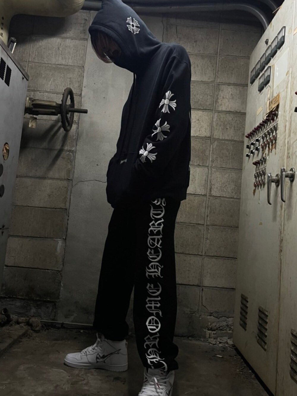 けけけ｜CHROME HEARTSのスウェットパンツを使ったコーディネート - WEAR