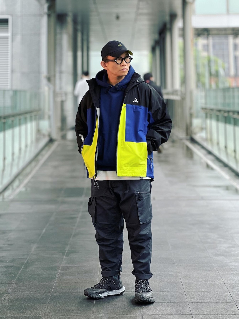 Colorholic man｜NIKE ACGのマウンテンパーカーを使ったコーディネート