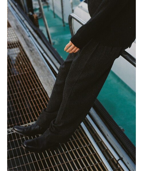 LIDNM（リドム）の「WOOL FLEECE TUCK PANTS（スラックス）」 - WEAR