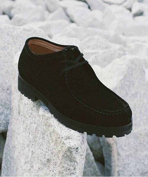 shiun（シウン）の「BLACK SUEDE MOCCASIN（モカシン/デッキシューズ