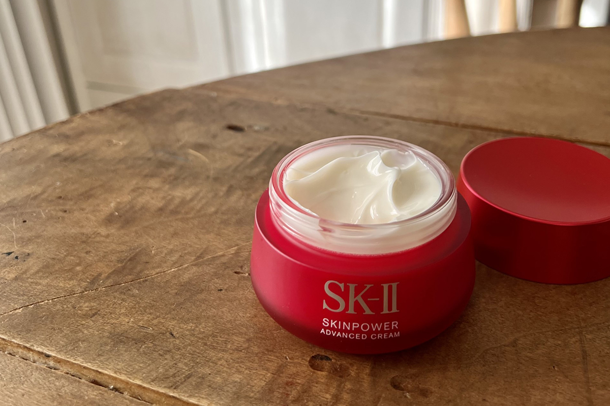 冷房をつけたまま一晩寝ても、肌のもっちり感が続く。夏の乾燥への