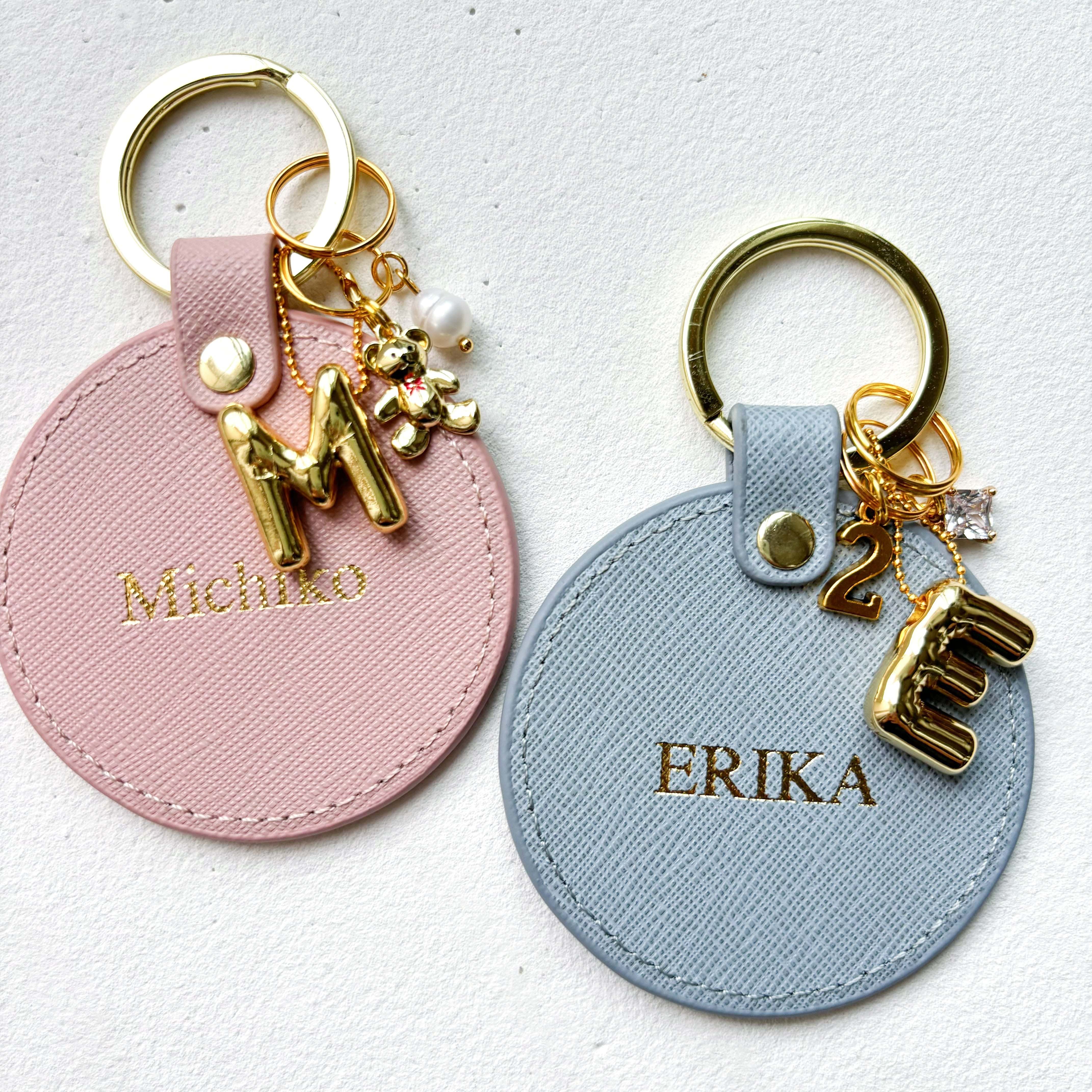 名入れ】オーダーメイド本革キーリング（バルーンみたいなイニシャル