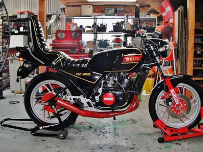 RZ250 | 旧車バイク・カスタムバイク販売「BurstCity/バースト