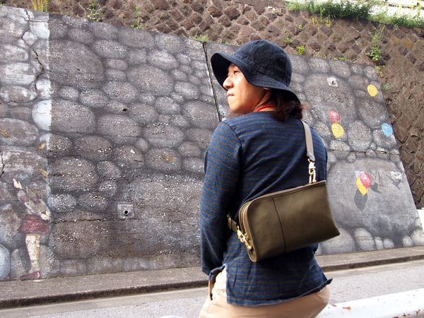 ワイルドスワンズを代表するショルダーバッグ