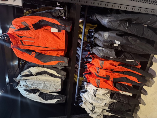 入荷速報】2024年SS新作！〈K-2416〉アクアジャケットが入荷しました