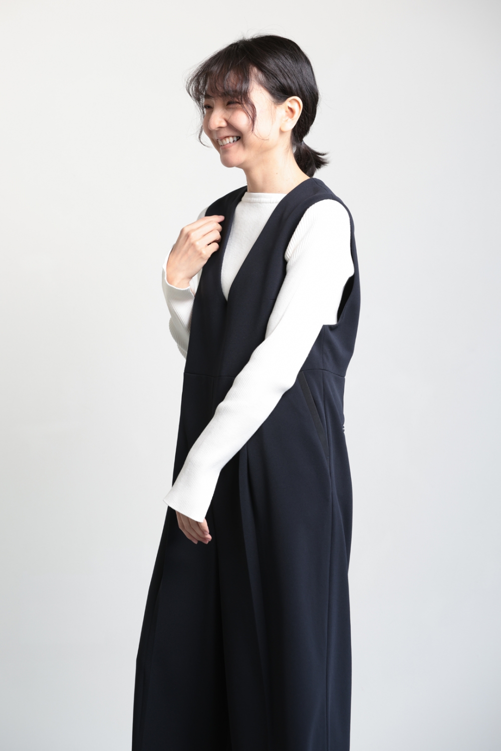 Ballsey(ボールジィ) ジョーゼットジャージー Vネックオールインワン