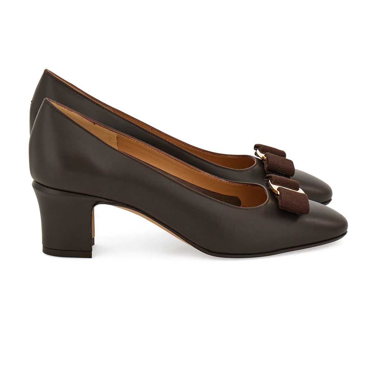 Ferragamo 占い師・真木あかりさんが伝授する2026年の開運アクション