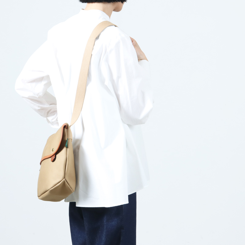 Brady (ブレディ) AVON ショルダーバッグ / エイボン