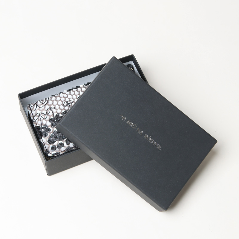 BRU NA BOINNE (ブルーナボイン) ルーラブーラダイヤモンドパイソン