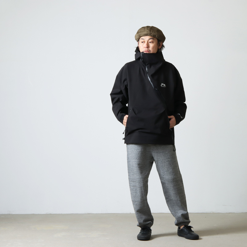 COMFY OUTDOOR GARMENT (コムフィアウトドアガーメント) SLASH SHELL