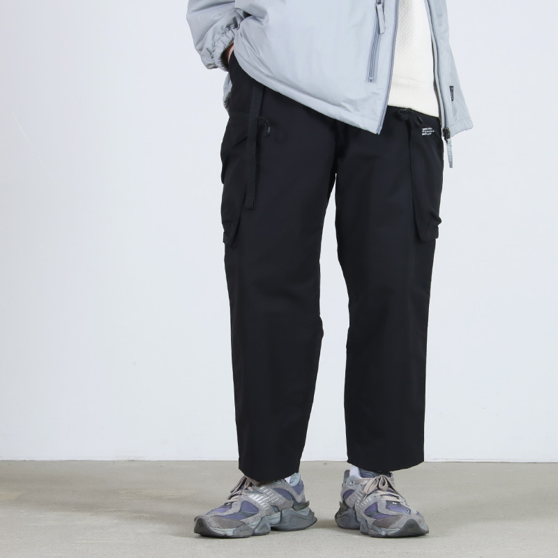 COMFY OUTDOOR GARMENT (コムフィアウトドアガーメント) WEIRD PANTS