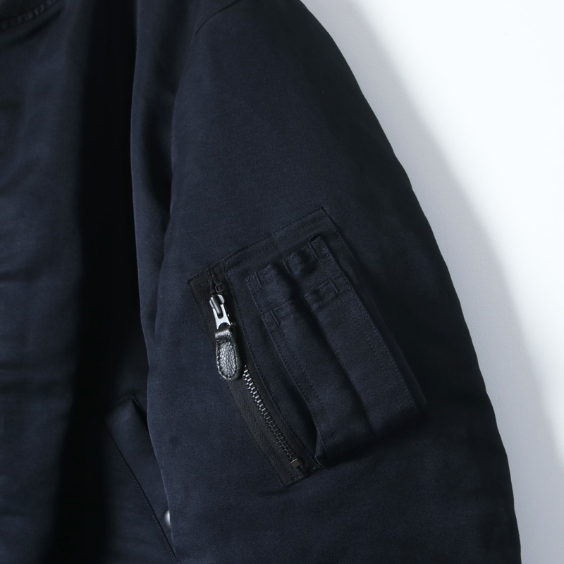 COMOLI (コモリ) シルクナイロン MA-1