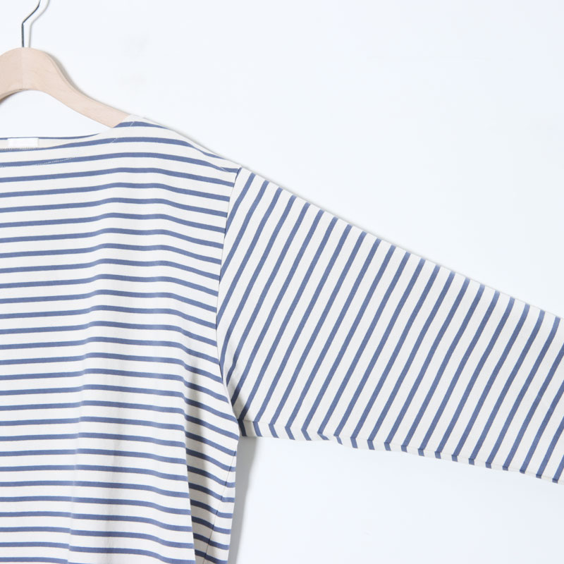 COMOLI (コモリ) ボーダーボートネック