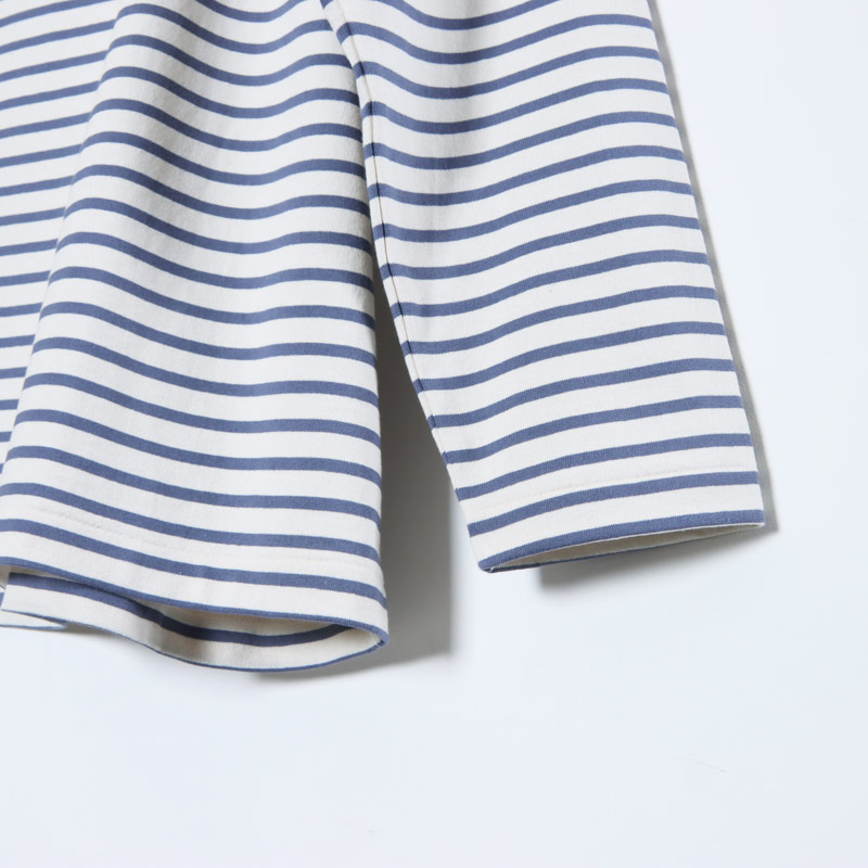 COMOLI (コモリ) ボーダーボートネック