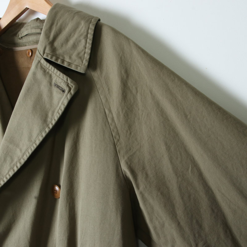 COMOLI (コモリ) コットンギャバ ダブルブレステッドコート