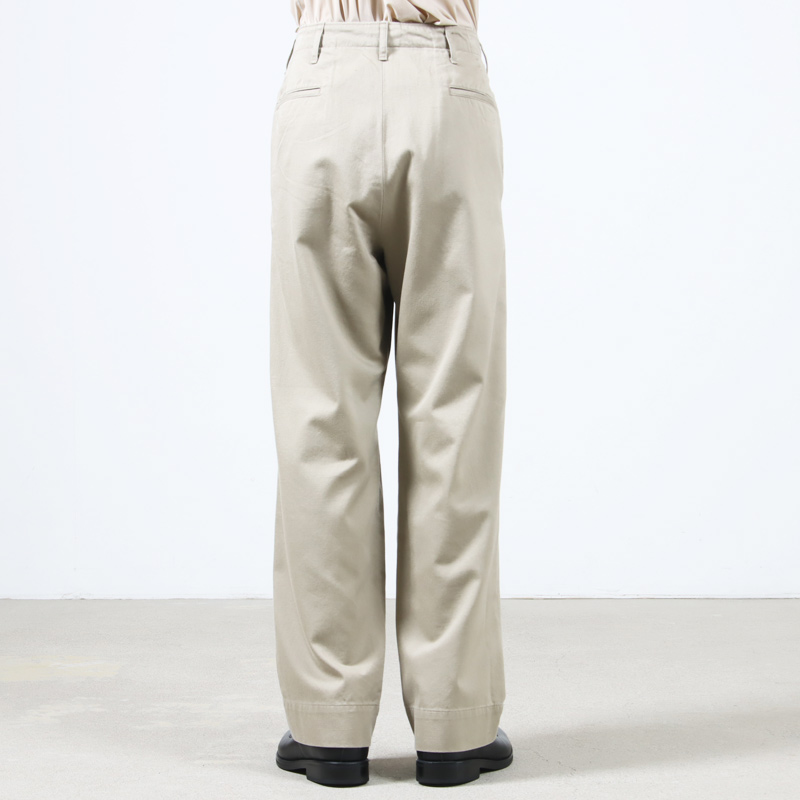 COMOLI (コモリ) KHAKI チノパンツ / カーキチノパンツ