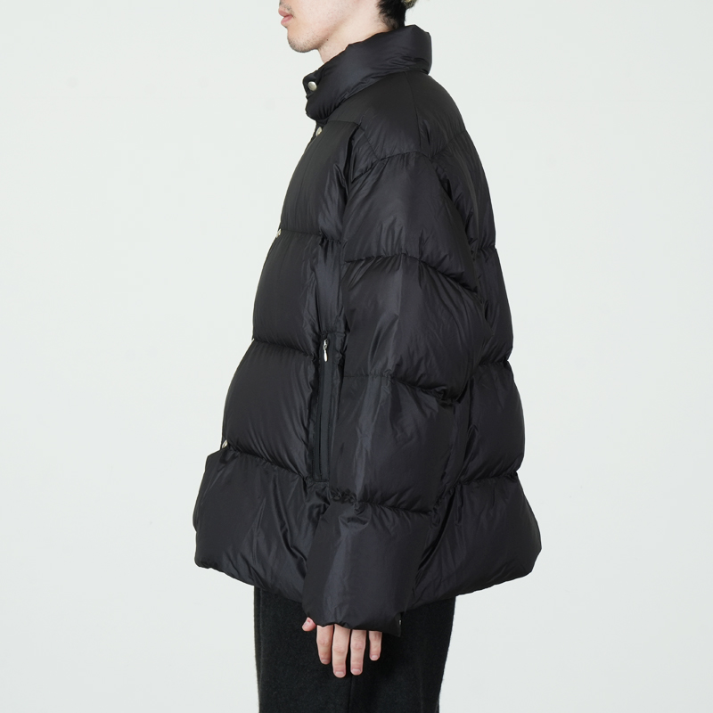 COMOLI (コモリ) ダウン ジャケット