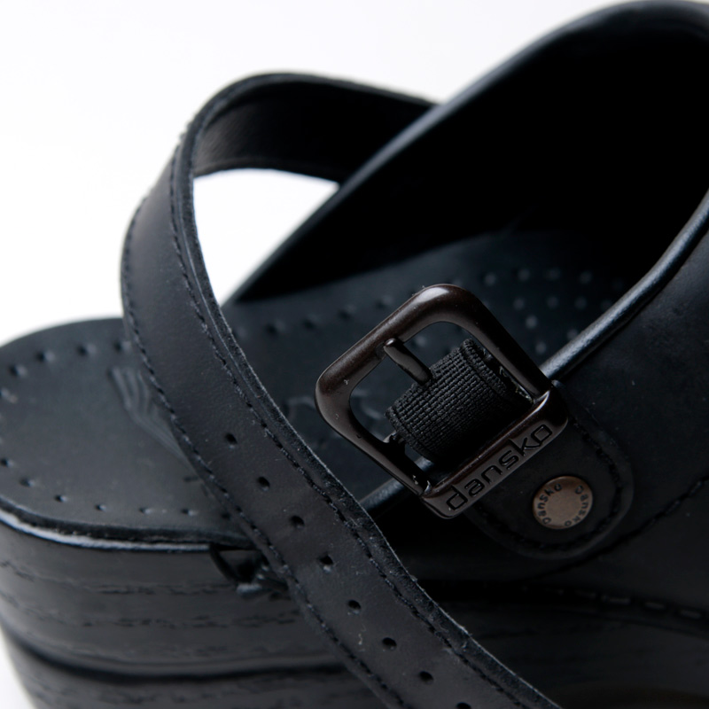dansko (ダンスコ) INGRID OILD クロッグ Black / イングリッド