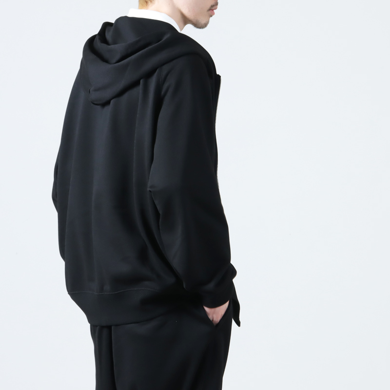 DAIWA PIER39 (ダイワピア39) TECH SWEAT FREEDOM ZIP PARKA / テック